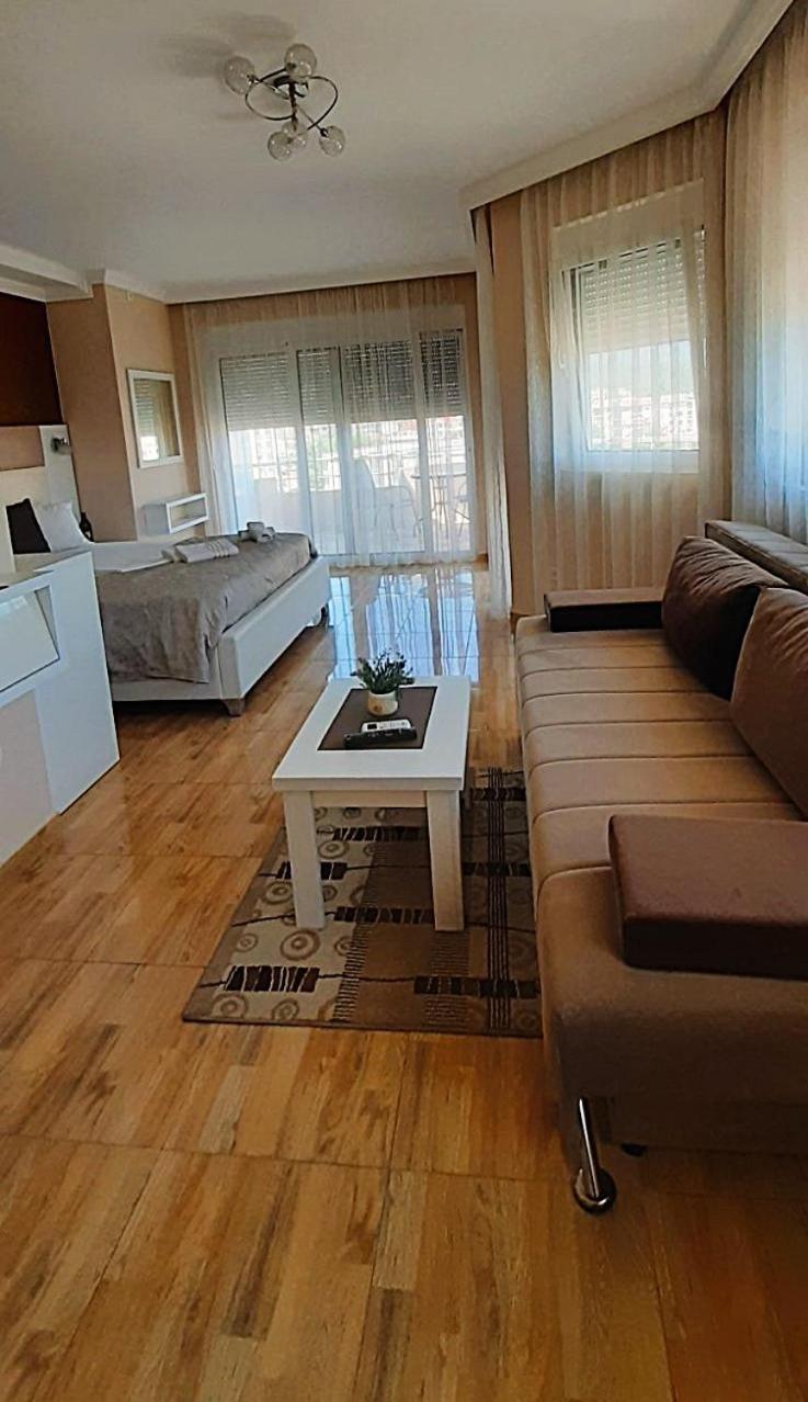 Apartmants Elisa Ulcinj Buitenkant foto